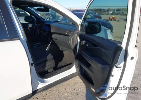 2022 Honda Pilot Awd Black Edition z USA, uszkodzony, nr VIN 5FNYF6H78NB015036